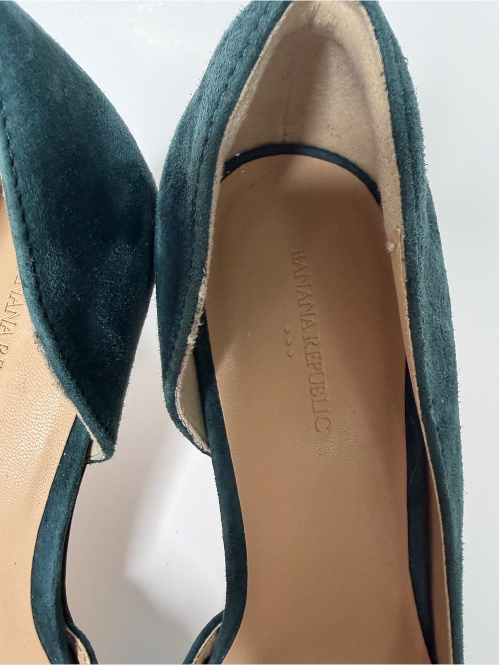 Banana Republic Factory Suede d'Orsay Pump Heels in Pixie Dust Green Size 9 - Picture 4 of 9